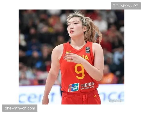 李梦昨儿居然拿了场MVP，场下比谁还爱买包，人美钱包厚到炸！